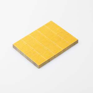 Fogli magnetici autoadesivi 18x18mm - 100 pezzi in un set - Product Image 1