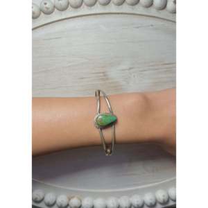 Navajo Handmade Sonoran Mountain Turquoise & Sterling Silver Fashion Cuff Bracelet - Product Image 4