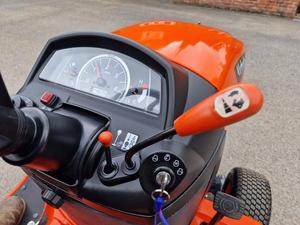 เครื่องตัดหญ้าแบบนั่งขับ Kubota G231 II ประสิทธิภาพสูง พร้อมการรับประกัน 2 ปี น้ำหนัก 955 กก. - Product Image 6