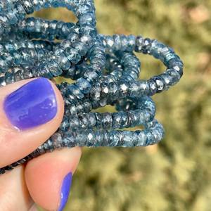 Perles de Fluorite Bleue Naturelle Lisse de 8mm Excellents Composants de Fabrication de Bijoux en Pierre Ronde pour Collier de Femme - Product Image 4