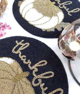 ที่ชาร์จทรงกลมทำด้วยมือสำหรับการรับประทานอาหารสุดหรูและของตกแต่งวันหยุดลูกปัดทำมือไม่เหมือนใครที่รองจานบนเฟอร์นิเจอร์บ้าน - Product Image 6