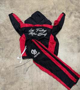 Vente en gros Veste coupe-vent personnalisée et pantalon de survêtement en nylon avec fermeture à glissière amovible Short en nylon Survêtement coupe-vent pour hommes - Product Image 4