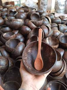 Premium Quality Handmade Engraved <b>Coconut</b> <b>Shell</b> Bowls Natural Bamboo <b>Coconut</b> Bowls Wholesale Export from Vietnam - Product Image 5