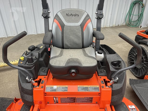 Cortadora de Césped de Giro Cero Kubota Z452KWi-54 2025, Motor Kawasaki EFI de 26 HP, Cortadora de Césped Hidrostática Comercial de 54 Pulgadas en Venta - Product Image 4