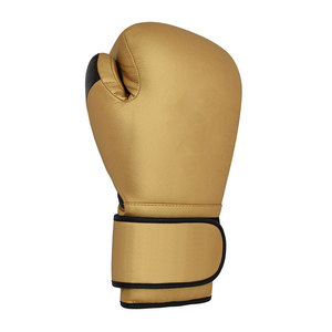 Guantes de Boxeo de Cuero Totalmente Personalizados para Hombre, Impermeables, Ligeros, de Alta Calidad, con Estilo Perfecto, Diseños Únicos y de Gran Venta - Product Image 3