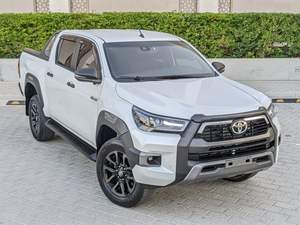 Toyota Hilux GR V4 TRD Off-Road 2020 Nueva/Usada, 2.7L Diésel, Automática, Techo Solar, Asientos de Cuero Oscuro, 6 Plazas, 24000km, Luces LED Traseras de 360° - Product Image 2