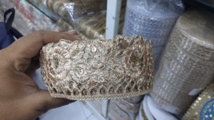 Cintas bordados y encajes en varios diseños para vestidos de novia, cintas personalizadas en 6 colores brillantes - Product Image 3