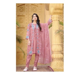 Ropa de fiesta de boda del exportador indio Trajes de Salwar listos Bordado pesado Trabajo Kurti Pantalón Dupatta Exportación Venta Organza Kurti - Product Image 1