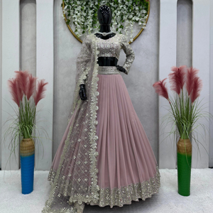 Lehenga Choli de créateur pour mariage avec broderies et sequins - Product Image 1