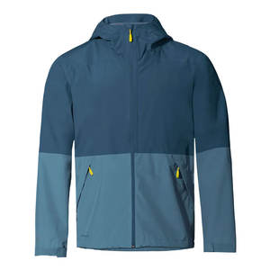 Veste softshell légère en nylon pour homme, tenue décontractée coupe-vent à manches régulières avec col montant pour les activités de plein air en hiver - Product Image 1