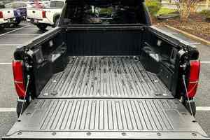 Camioneta Usada 2024, Doble Cabina, Diésel Turbo, IForceMAX, 4x4, Automática, en Excelentes Condiciones, Configuración Deportiva, Techo Panorámico - Product Image 5