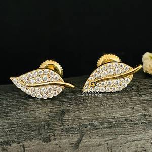 <b>Eye</b> Catching Women Jewelry Fully Iced Out Moissanite Round Brilliant Cut Diamond <b>Crafted</b> in 925 Sterling Silver With VVS Clarity - Product Image 5