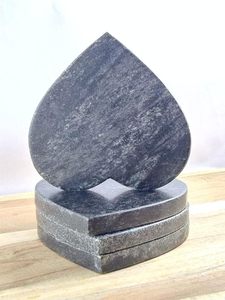 Juego de 4 posavasos de té de piedra negra en forma de corazón de la mejor venta con forma personalizada a precio al por mayor - Product Image 4