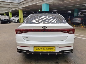 ซีดานประหยัดน้ำมัน LA008681 K5 Kia 2020 Kia พร้อมเครื่องยนต์ปล่อยมลพิษต่ำที่นั่งสบายสำหรับการขับขี่ในเมืองและทางหลวง - Product Image 5