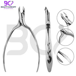 Coupe-cuticules en acier inoxydable avec lame courbée - Outil professionnel durable pour les soins des ongles des mains et des pieds, coupe-peaux mortes et callosités - Product Image 2