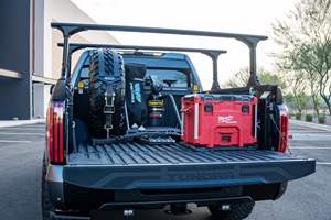 โตโยต้า บีอี ทันดรา 1794 อิดิชั่น ครูว์แม็กซ์ 4x4 ปี 2023 มือสอง - Product Image 2