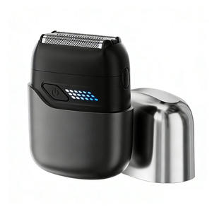 Mini rasoir électrique pour hommes Rasage de près du visage avec 3 têtes de lame flottantes à grande vitesse Rasoirs à feuille Ipx7 pour hommes - Product Image 1