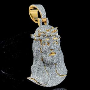 Colgante de Cruz de Jesús con Diamantes de Imitación VVS Moissanite, Diseño Hip Hop Cristiano, Chapado en Oro y Plata, Único para Hombre - Product Image 3