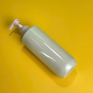 ขวดน้ำยาปรับแชมพูขวดปั๊มด้านสำหรับสัตว์เลี้ยงขนาด500มล. พร้อมฐานบ่าแนวนอนบรรจุภัณฑ์เครื่องสำอางสำหรับปริมาณที่กำหนดได้เอง - Product Image 3