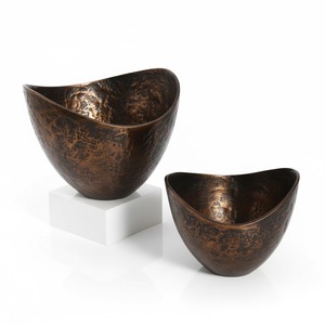 Unique Design Tabletop Decorative Aluminium <b>Serving</b> <b>Bowl</b> <b>White</b> Powder Coated Round Shape Dinnerware <b>Serving</b> <b>Bowls</b> - Product Image 5