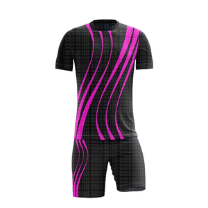 Conjunto de Uniforme de Fútbol Ligero de Diseño Personalizado para Partidos y Entrenamientos, Uniforme de Fútbol Hecho a Medida con Impresión por Sublimación - Product Image 3