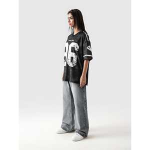 Ensemble de maillots de basket-ball réversibles pour jeunes TIMELESS, manches courtes, polyester, technique de sublimation, logo brodé, hauts et shorts unis - Product Image 3