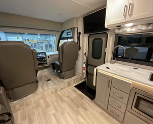 Mejor Precio 2021 2022 Autocaravana Thorr Motor Coach Geneva 24VS Clase A, 4-6 Pasajeros, para Exportación a Todo el Mundo - Product Image 3