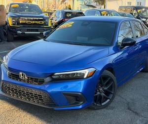 ฮอนด้า ซีวิค สปอร์ต ปี 2024 สีน้ำเงินสวยงาม ขับเคลื่อนล้อหน้า มือสอง พวงมาลัยซ้าย ขนาด R17 พร้อมซันรูฟ สตาร์ทไฟฟ้า เบาะหนังอุ่นได้ เกียร์อัตโนมัติ ล้อแม็ก - Product Image 1
