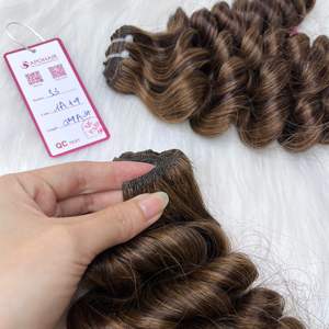 Extensions de cheveux crus vierges vietnamiens de qualité supérieure de 24 pouces Mixte Piano Machine Trame Couture Corps Cheveux Ondulés Extensions Humains de qualité supérieure - Product Image 6