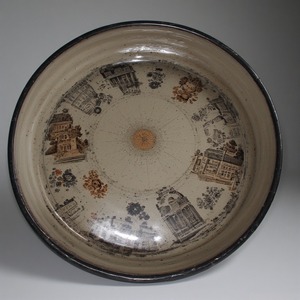 Aurora Essence un plateau en résine coloré inspiré par les aurores boréales Art déco moderne léger AYC METALS Home Decor - Product Image 2