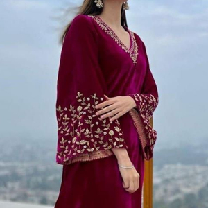 Embellissez les perles de verre en cristal, travail de Dabka sur la longue robe élégante de Kurta avec Salwar sur le tissu de velours pour la partie/mariage - Product Image 1