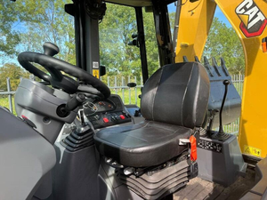 Chargeuse-pelleteuse Cat 424 en bon état, d'occasion, de haute qualité, modèles originaux Cat 420F2, 432E, 420F, 416E à vendre - Product Image 5