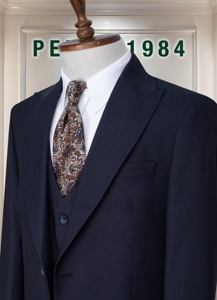 Costume de smoking noir 3 pièces pour homme, veste croisée à revers crantés, gilet et pantalon à braguette boutonnée, idéal pour mariage formel - Product Image 6