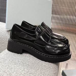 Nouvelles chaussures à semelle épaisse multifonctionnelles respirantes en cuir véritable, chaussures décontractées d'hiver, style sneakers pour la marche - Product Image 2