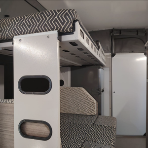 Caravane hybride tout-terrain Conqueror UEV-25 Style 4 couchages, pour expéditions longue portée, voyages hors route, camping-car autonome à vendre - Product Image 3