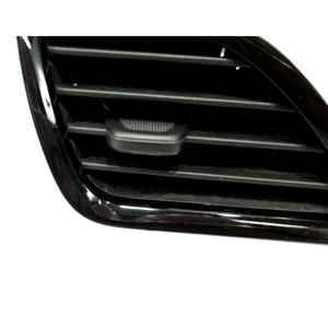 GRILLE DE VENTILATION GAUCHE DU TABLEAU DE BORD OPEL Karl Série 95250706 (15>17) - Product Image 2