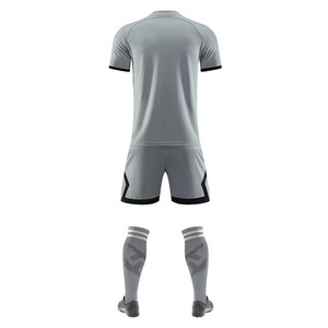Ropa deportiva de fútbol Kit de uniforme de equipo de club Conjunto de uniforme de fútbol Deportivo con sublimación personalizada y su marca - Product Image 4
