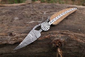 Cuchillo plegable de acero de Damasco Premium, hoja duradera hecha a mano, perfecta para acampar al aire libre, senderismo y transporte diario - Product Image 4