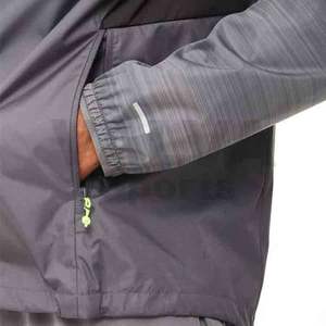 Chaqueta impermeable cálida de Invierno para mujer Rain Fleece Softshell Standard Plus Size Jacket made by VALVA SPORTS - Product Image 5