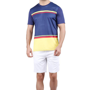 T-shirts à sublimation imprimés personnalisés avec tissu respirant 100% polyester à séchage rapide et options OEM disponibles - Product Image 3