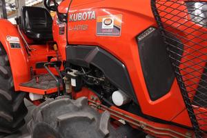 รถแทรกเตอร์ขนาดเล็กสำหรับ L4018 4WD รถแทรกเตอร์รถแทรกเตอร์รถแทรกเตอร์สำหรับใช้70hp คูโบต้ารถแทรกเตอร์รถแทรกเตอร์รถแทรกเตอร์สำหรับขาย - Product Image 3