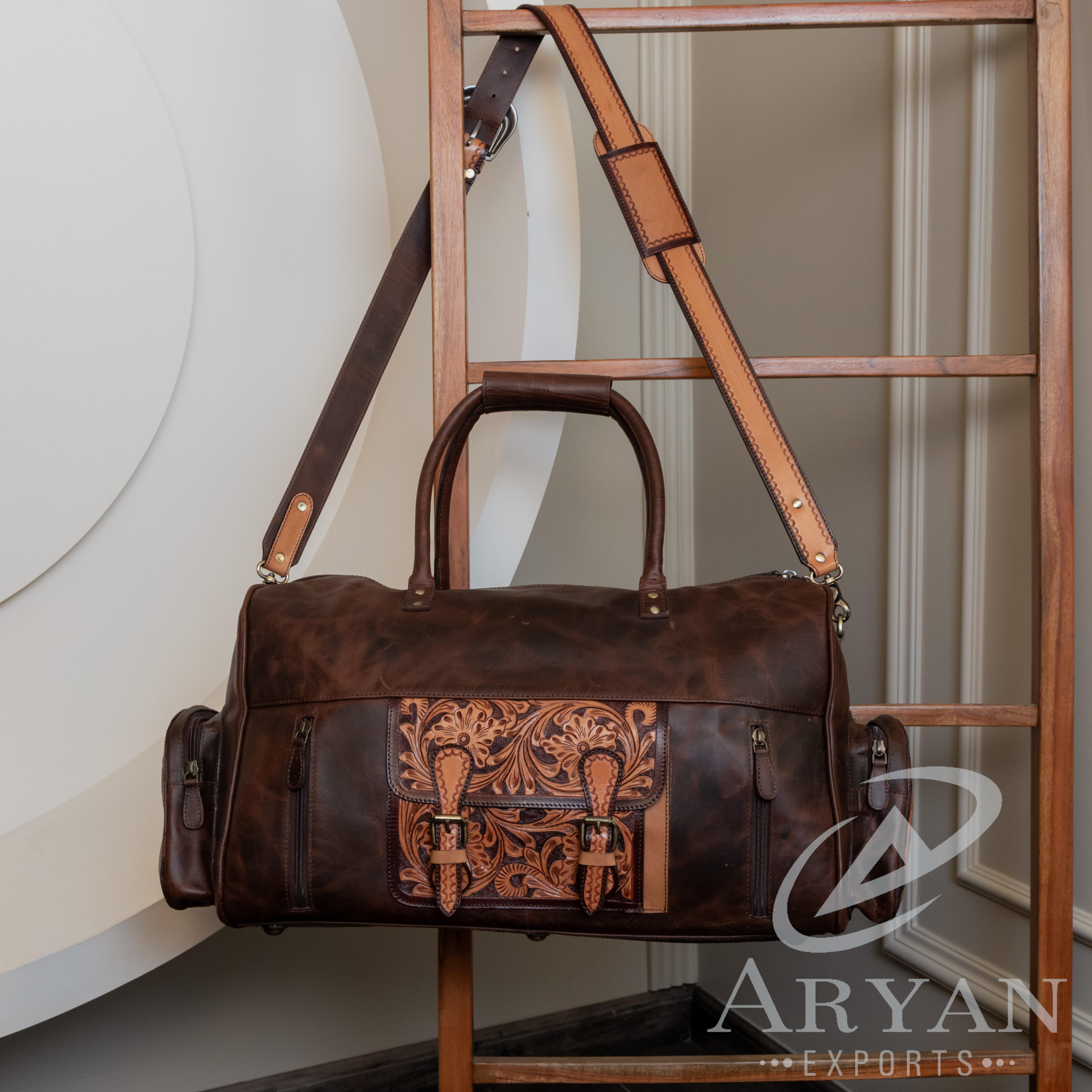 สีน้ำตาล