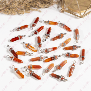 Pendentif en cornaline rouge à double pointe, cristal naturel de guérison pour la méditation et l'équilibre énergétique, vendu dans le monde entier - Product Image 3