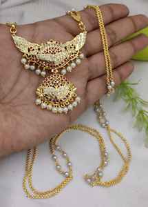 สร้อยประดับเพชรสไตล์อเมริกันคุณภาพระดับพรีเมียมประดับด้วยโซ่ชุบทองพร้อมจี้สำหรับผู้หญิงสวมใส่ในงานแต่งงาน - Product Image 4