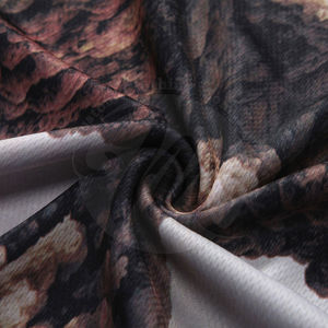 T-shirt de sport à manches longues et col rond, impression intégrale personnalisée en couleur, coupe athlétique, impression numérique intégrale par sublimation - Product Image 5