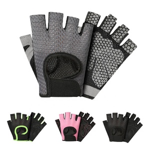 Gants de gymnastique demi-doigts pour hommes et femmes pour l'entraînement de yoga Entraînement sportif léger Musculation Fitness Haltérophilie - Product Image 1