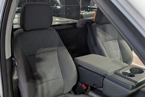 FORD F-150 XL 2025 d'occasion, conduite à gauche/droite - Product Image 4