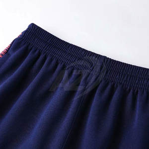 Meilleures ventes Survêtement léger pour homme Design solide Street Wear pour l'hiver Respirant et vente en ligne - Product Image 6