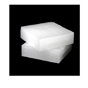 Prix de vente chaud de 56-58 cire de paraffine raffinée/cire de paraffine semi raffinée en quantité en vrac - Product Image 3