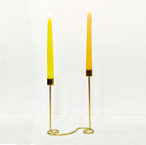 Portavelas de base doble con curvas de hierro moderno hecho a mano, decoración de mesa sostenible, soporte de vela entrelazado para decoración del hogar - Product Image 2